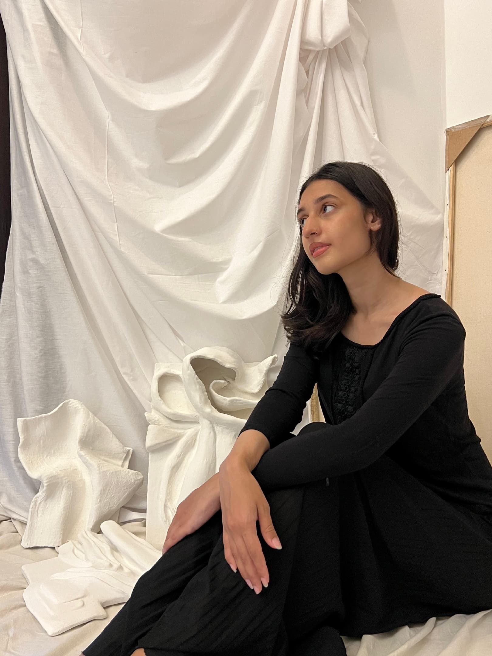 Portrait of artist Alishba Khan